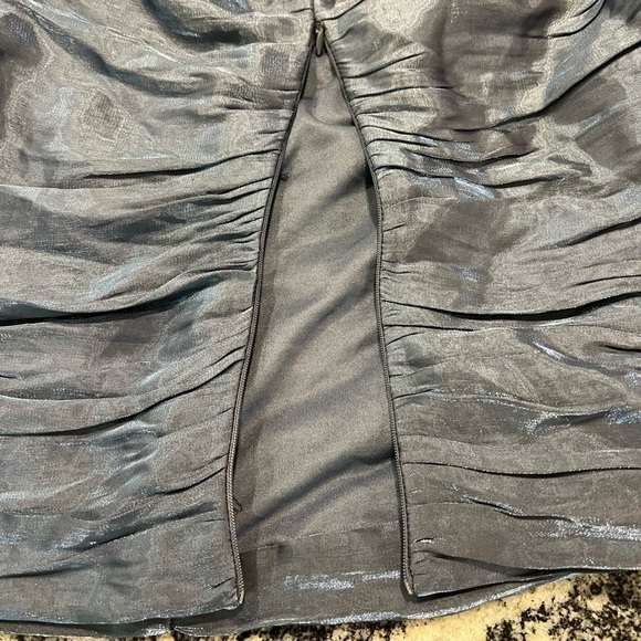 HOUSE OF BLOOM cropped ruched top with puffy sleeves in dusty blue with shimmer - Picture 8 of 15